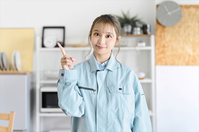 女性スタッフ